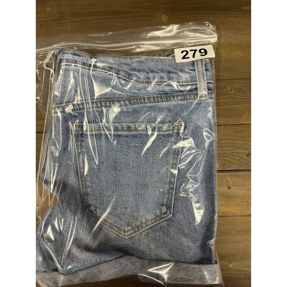 Old Navy Boyfriend Denim Shorts Size 6 Distressed Blue Jean Cuffed Casual - Picture 7 of 7